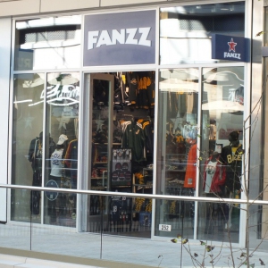 Storefront-Fanzz